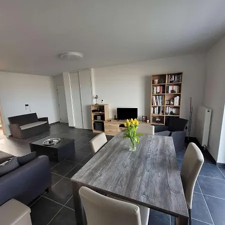 Grand T3 Vue Avec Balcon Et Parking, Acces Direct - Fr-1-674-1 * Berck