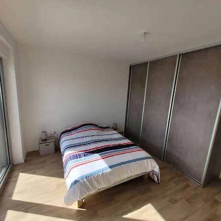 Lejlighed Grand T3 Vue Avec Balcon Et Parking, Acces Direct - Fr-1-674-1