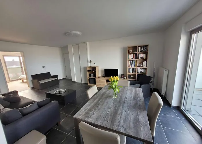 Grand T3 Vue Avec Balcon Et Parking, Acces Direct - Fr-1-674-1 * Berck